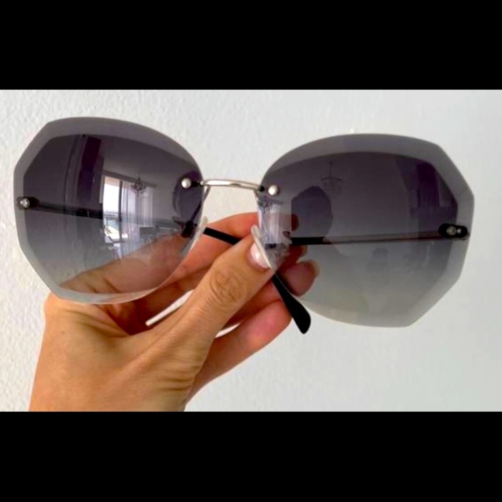 Chanel  Round Sunglasses / Silver Gray